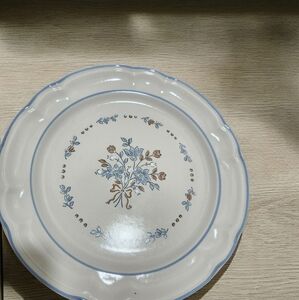 Set Of 4 Vintage Cordella Bluet 10 3/4” Hand Painted Stoneware Dinner Plates